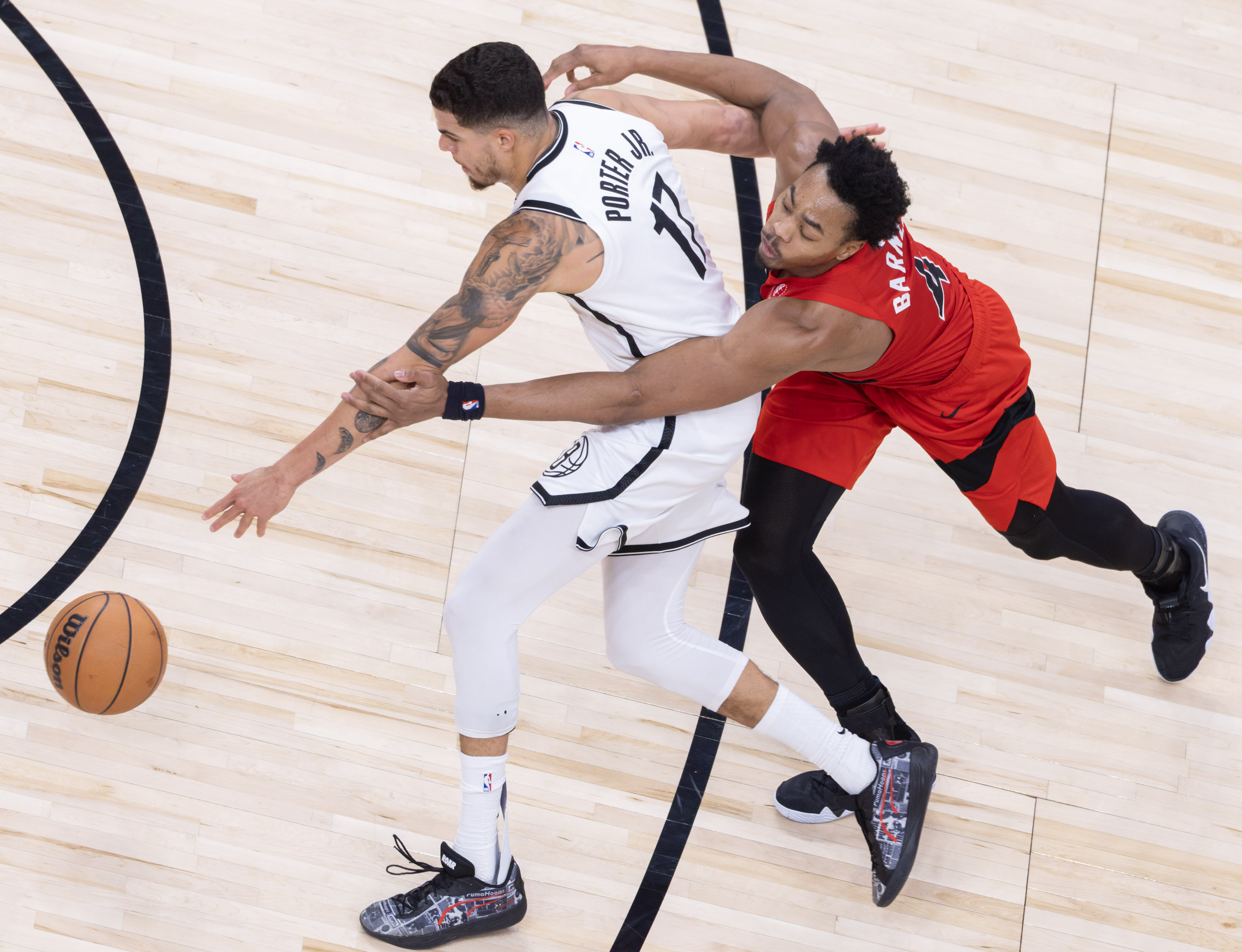 PG电子官方网站-关于多伦多猛龙围绕CBA季后赛远射贴柱热火球迷欢呼，现场解说直呼：今晨迎来里程碑引欢呼的信息-PG电子官方网站